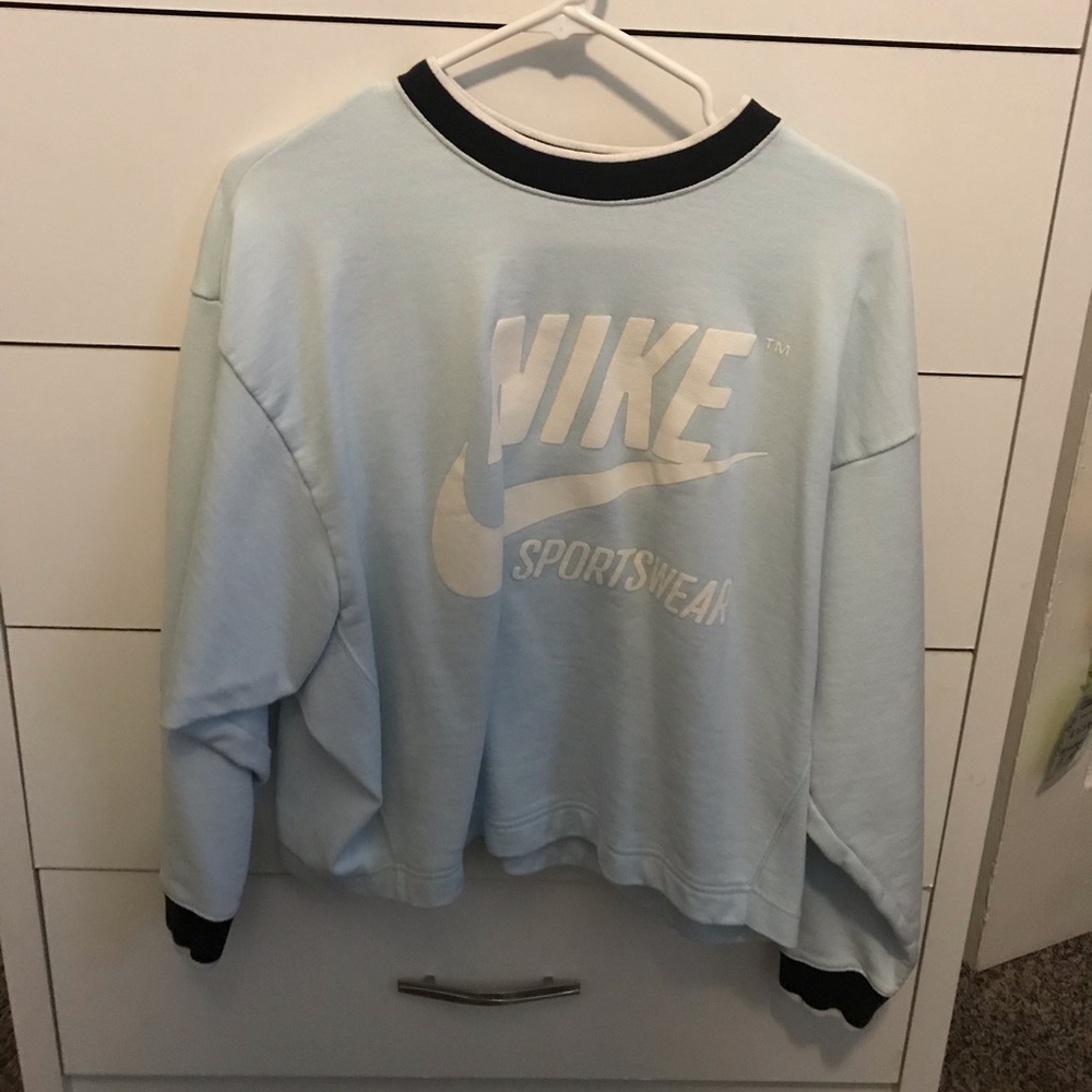 Nike sweatshirt